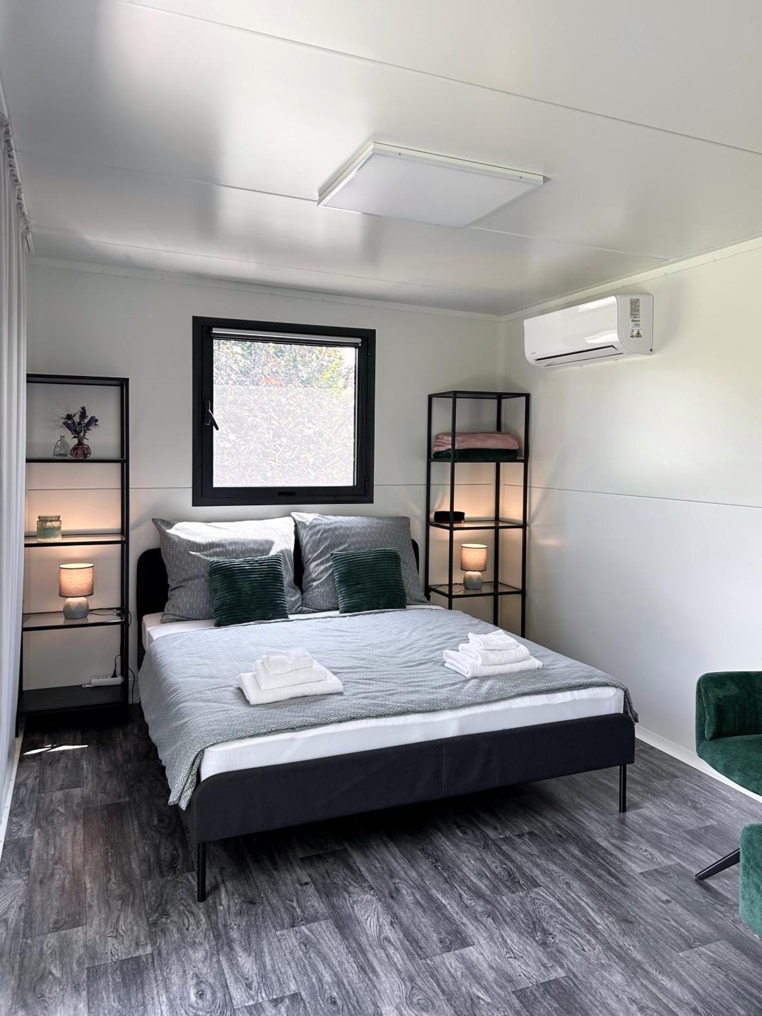 Tiny House Mezi Sklepy Lejlighed Kobylí Eksteriør billede